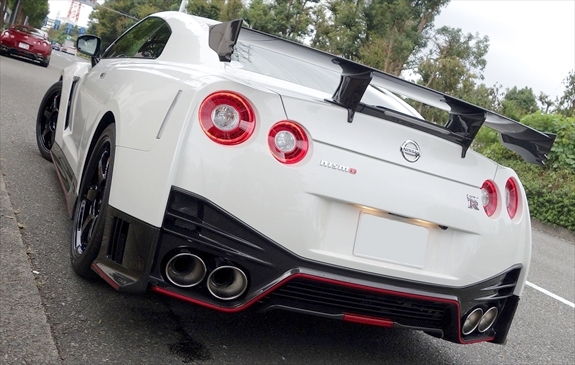 2017/03/11 R35 GT-R NISMO専用REALワイドトレッドスペーサーの販売を開始しました。