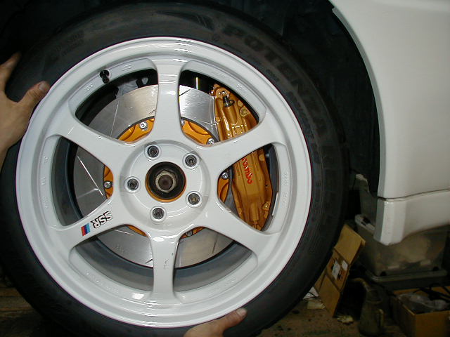 bnr32_brake7.JPG